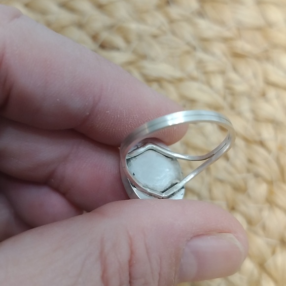 Vtg. Native American Singed Sterling Silver & Blue lace Agate ring size 9 1/2 - Picture 4 of 9